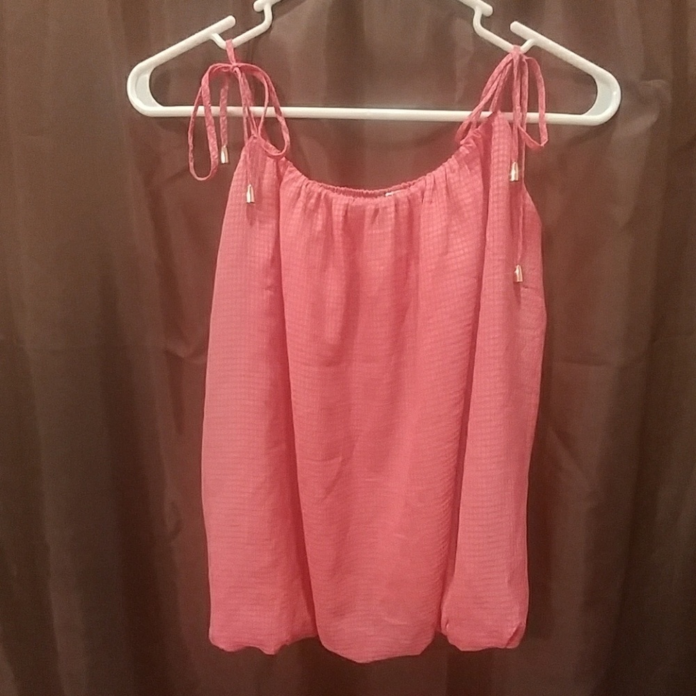 Pink top